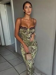 Robe Midi Fleurie Satinée Corset Sans Bretelles Soirée Été
